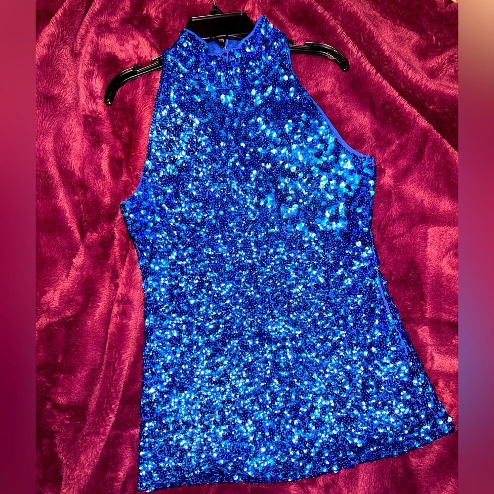 Sleeveless blouse